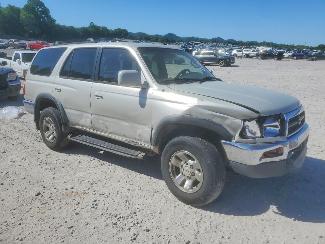 1997 TOYOTA 4RUNNER SR5 photo 7