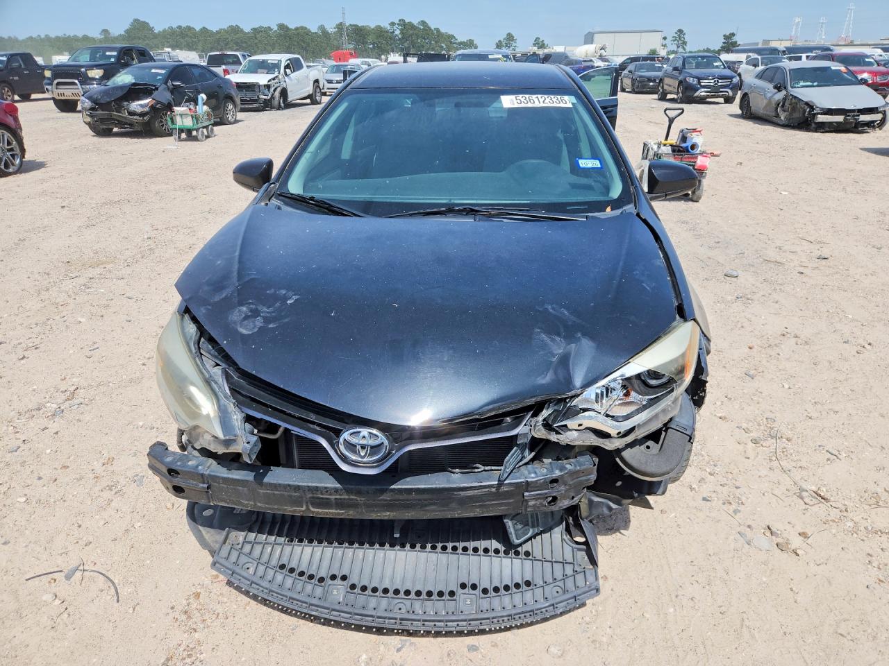 2015 TOYOTA COROLLA LE photo 13