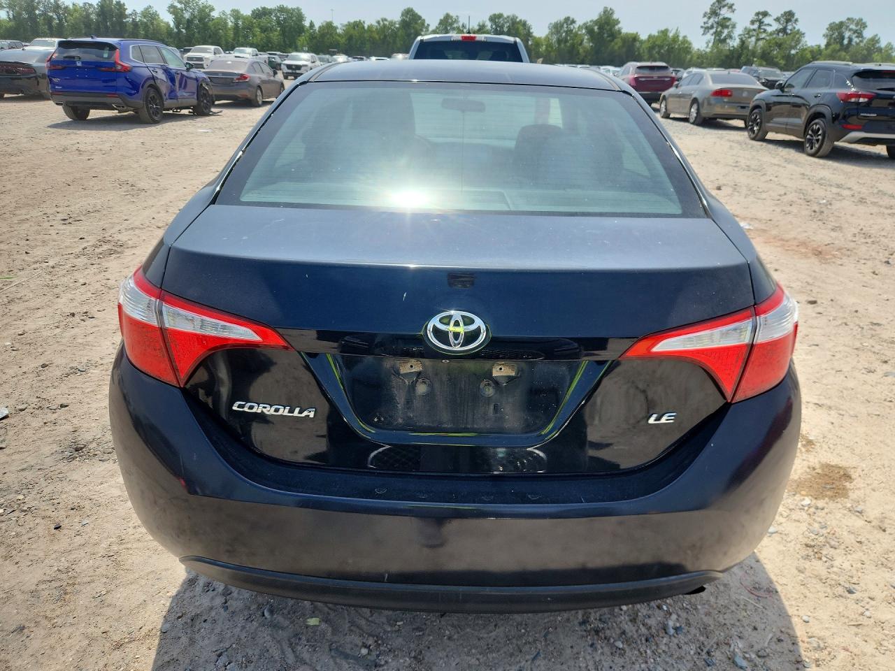 2015 TOYOTA COROLLA LE photo 16