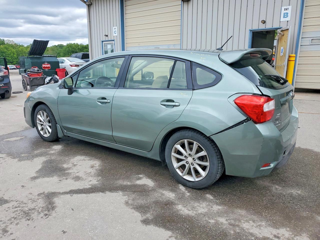 2014 SUBARU IMPREZA PREMIUM photo 4