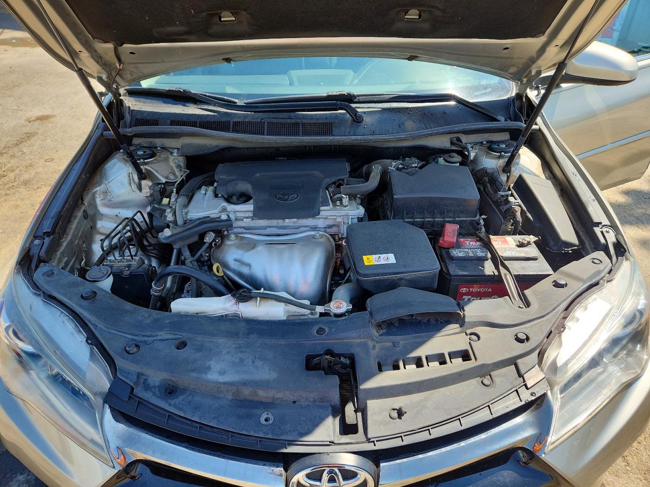 2017 TOYOTA CAMRY SE photo 21