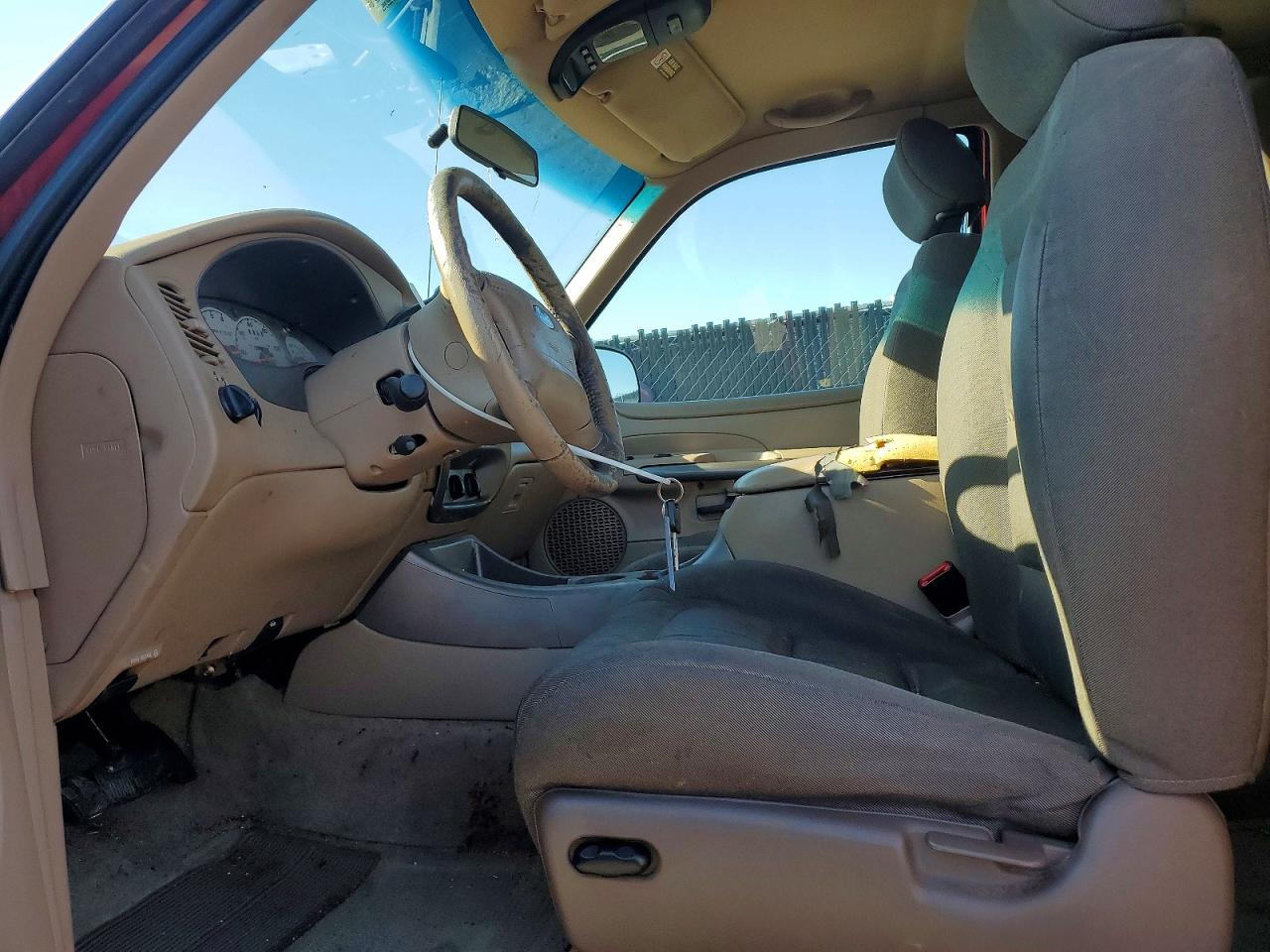 2001 FORD EXPLORER photo 19