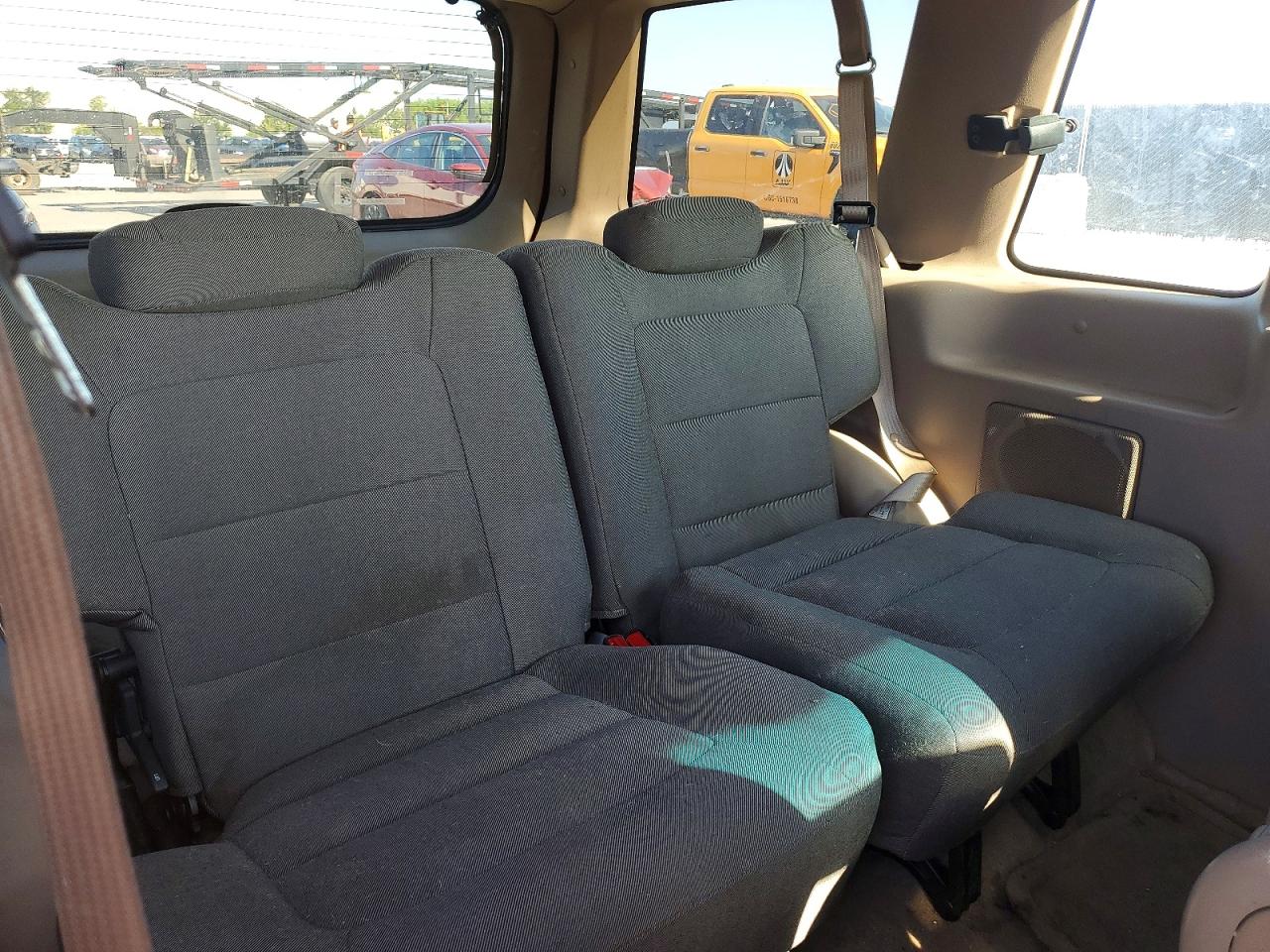 2001 FORD EXPLORER photo 31