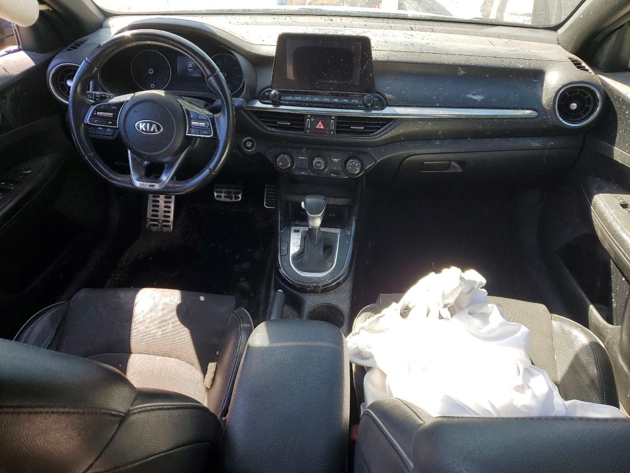 2020 KIA FORTE GT LINE photo 15
