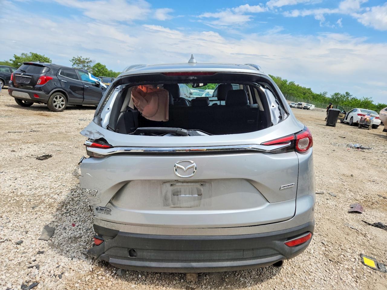 2018 MAZDA CX-9 TOURING photo 11
