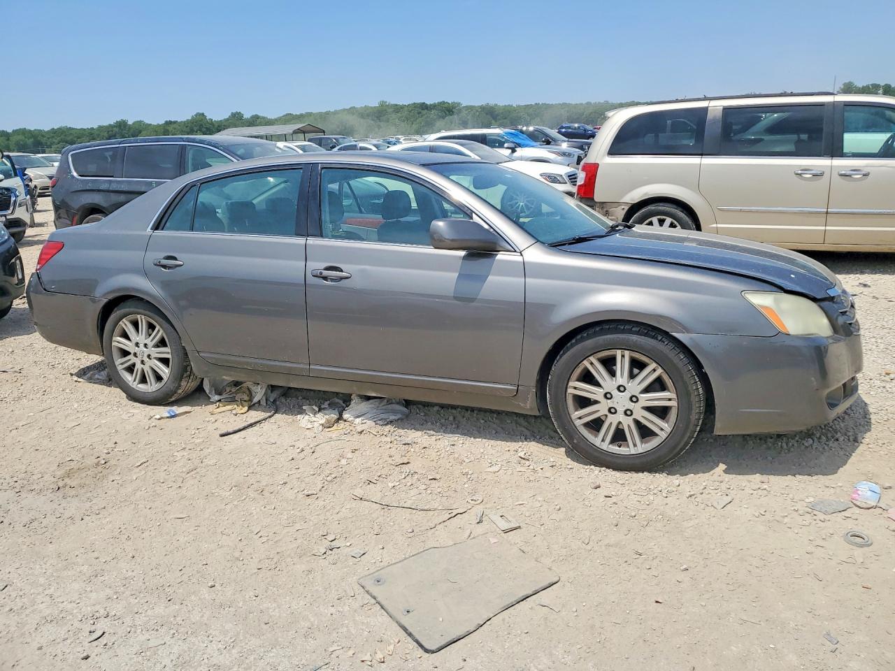 2005 TOYOTA AVALON LIMITED photo 10