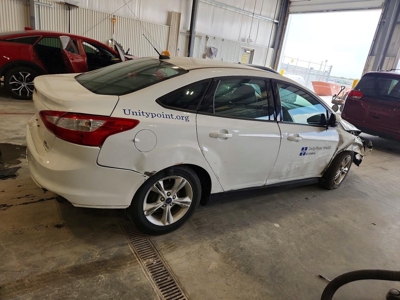 2014 FORD FOCUS SE photo 5