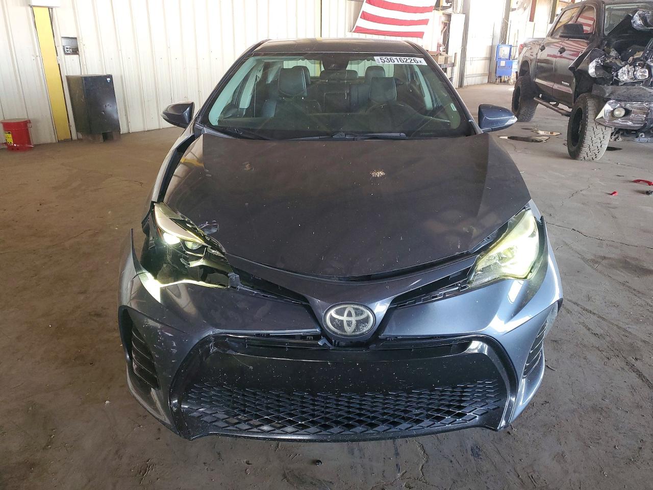 2017 TOYOTA COROLLA SE photo 9