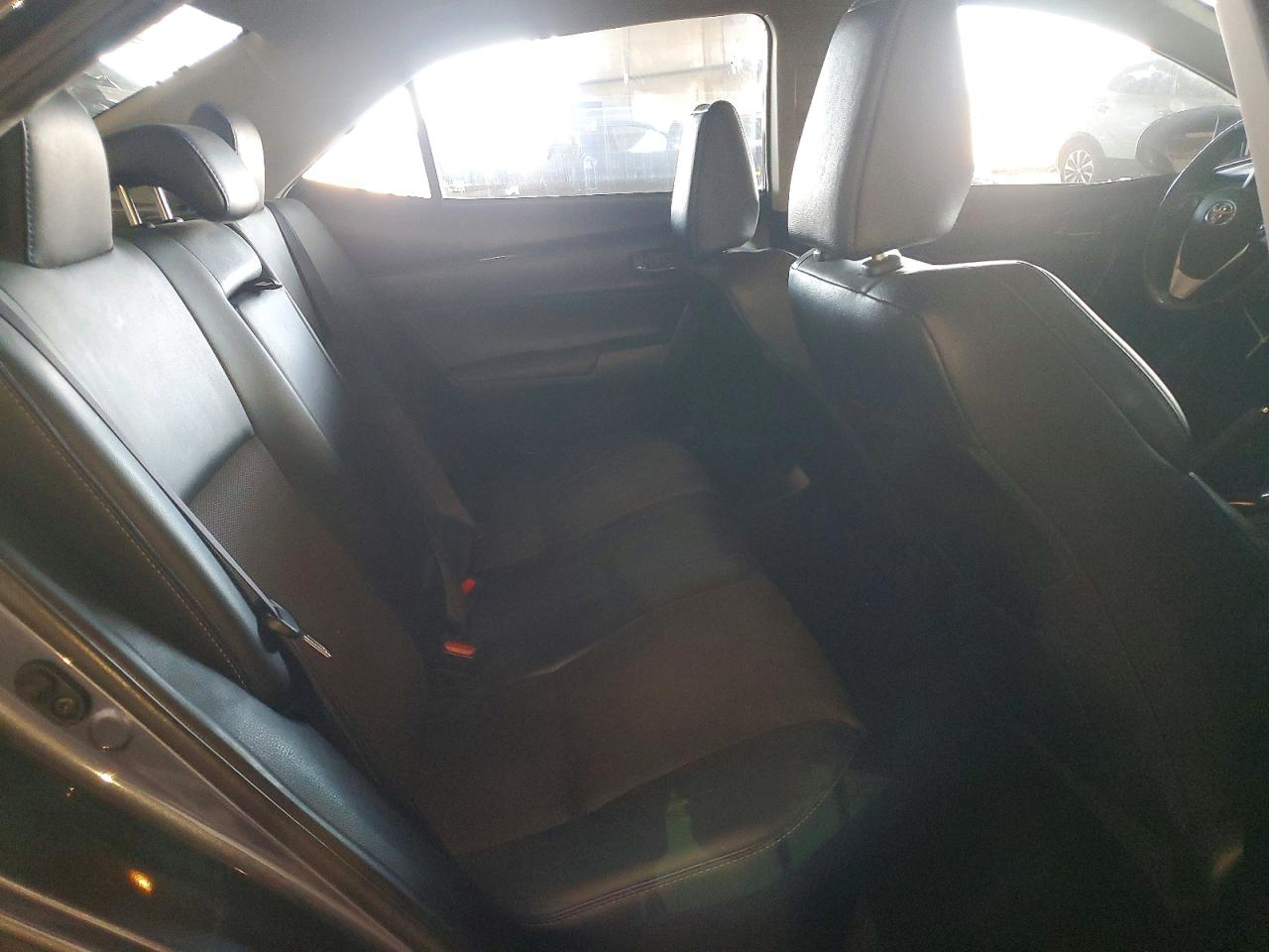 2017 TOYOTA COROLLA SE photo 19