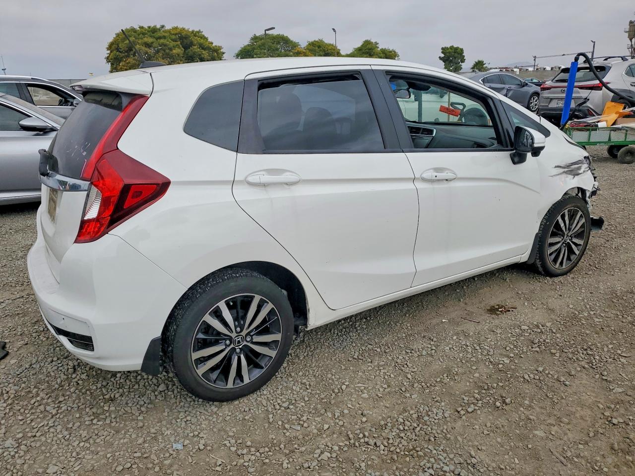 2019 HONDA FIT EX photo 5