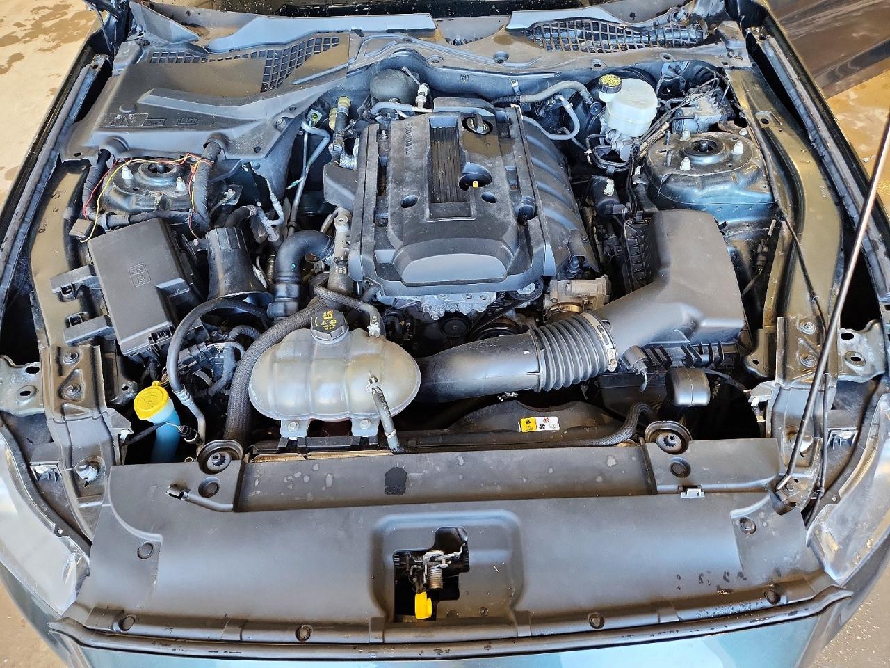 2015 FORD MUSTANG photo 21