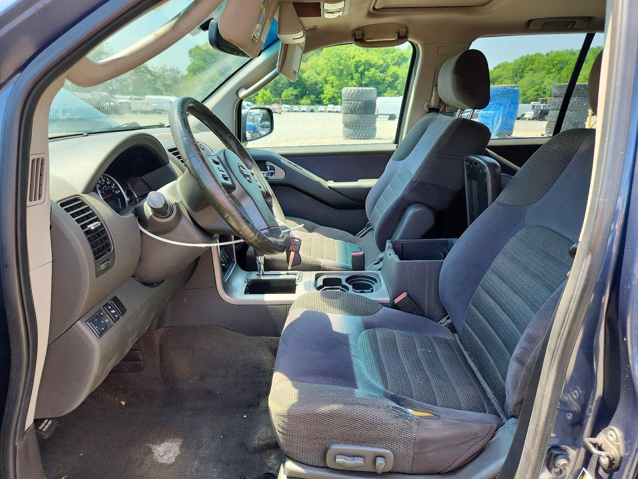 2006 NISSAN PATHFINDER S photo 13