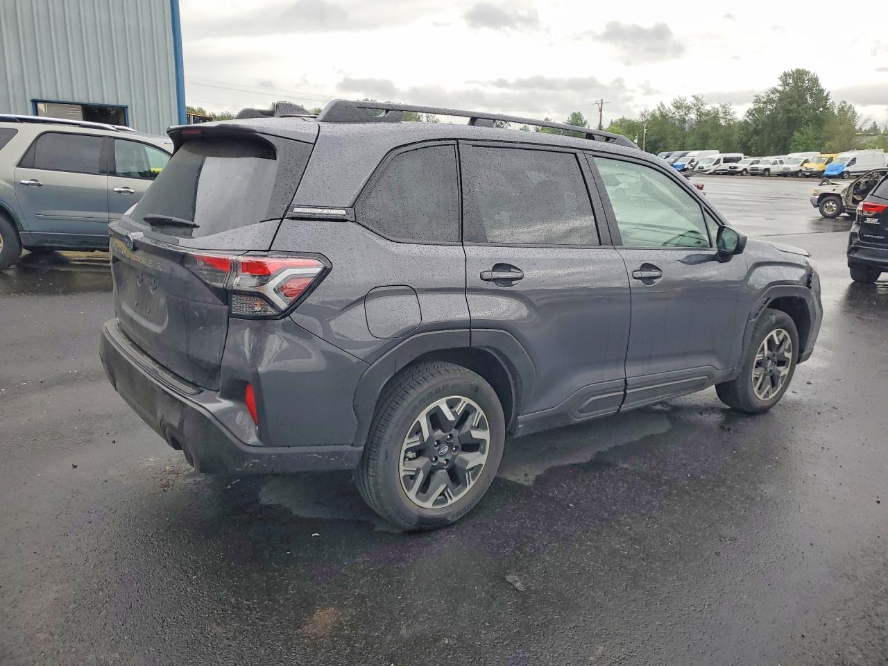 2025 SUBARU FORESTER PREMIUM photo 7