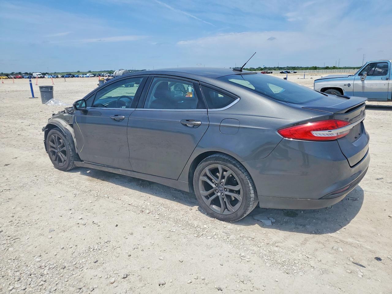 2018 FORD FUSION S photo 3