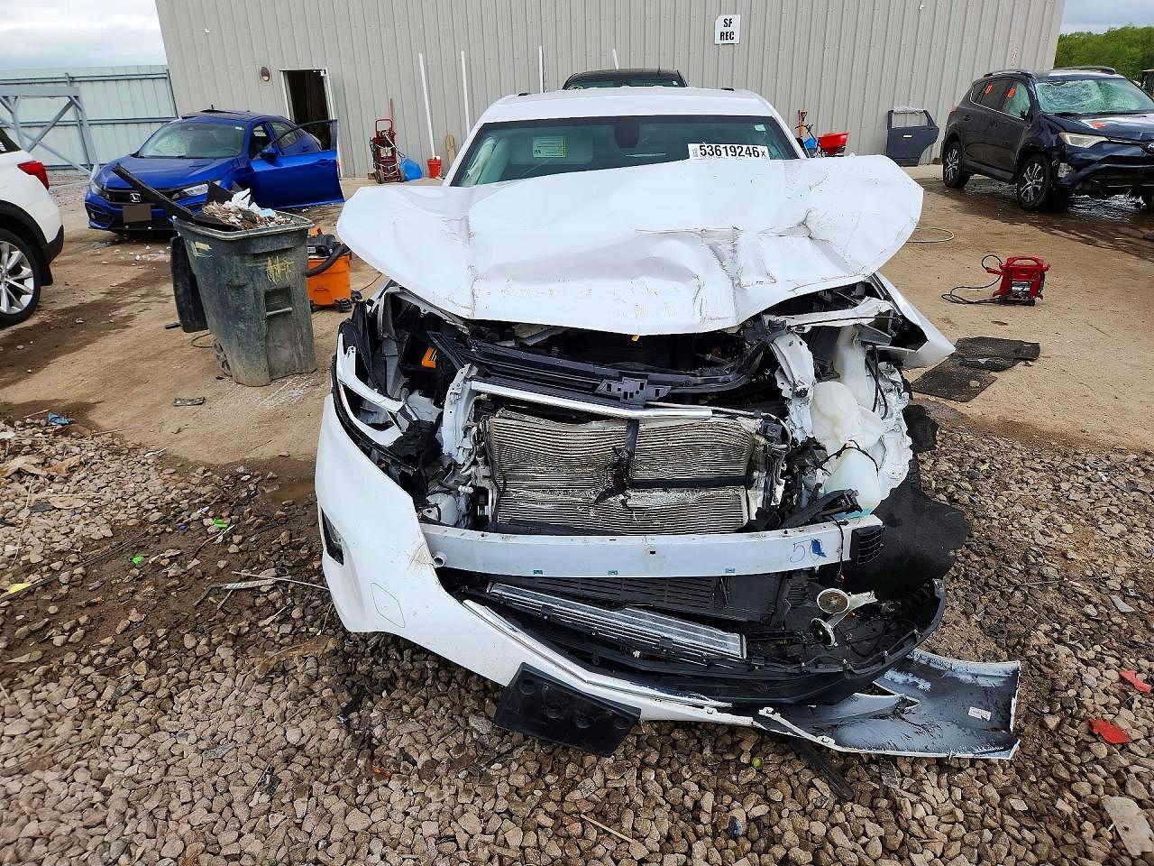 2019 CHEVROLET EQUINOX LT photo 9