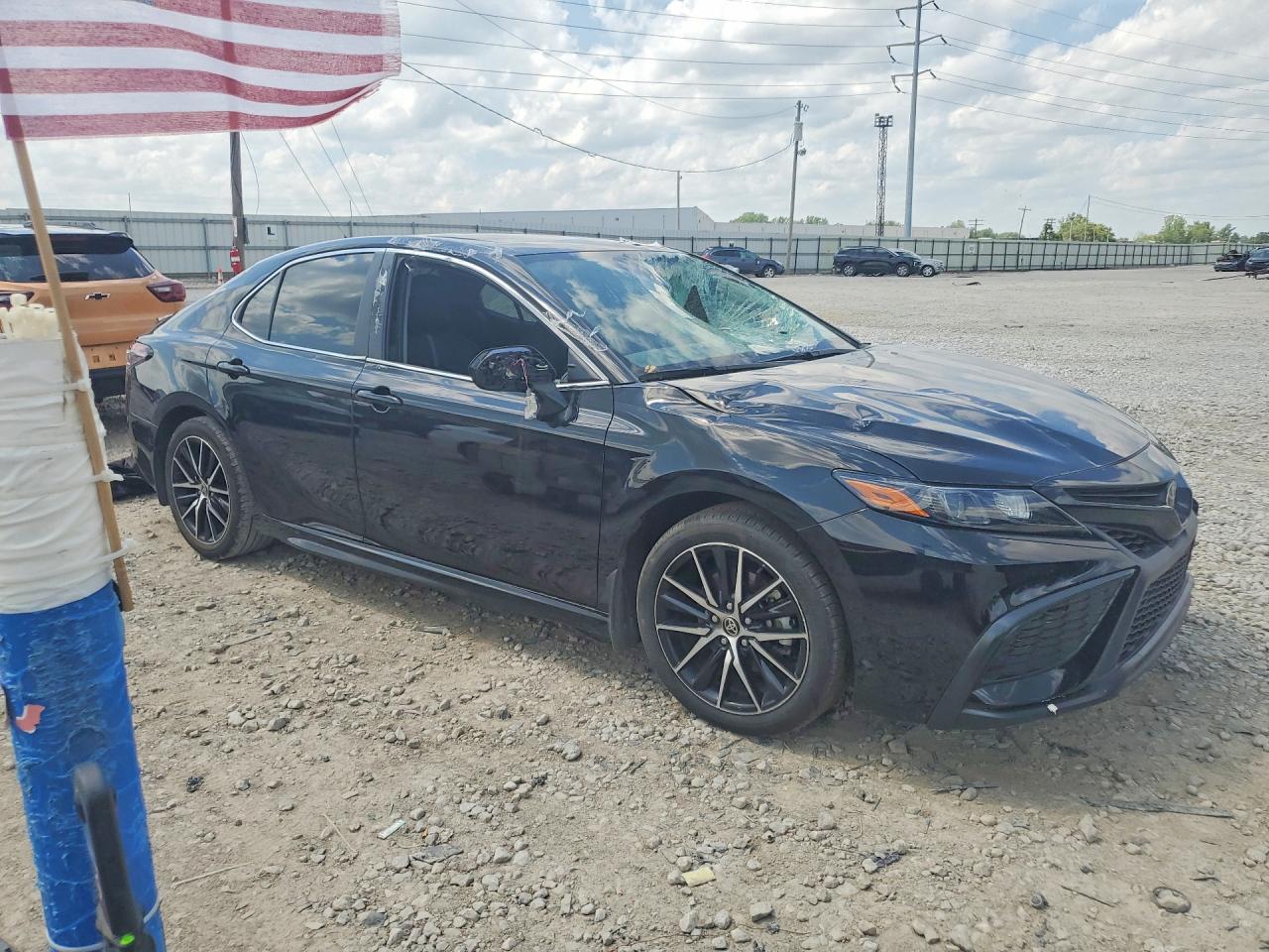 2024 TOYOTA CAMRY SE photo 7