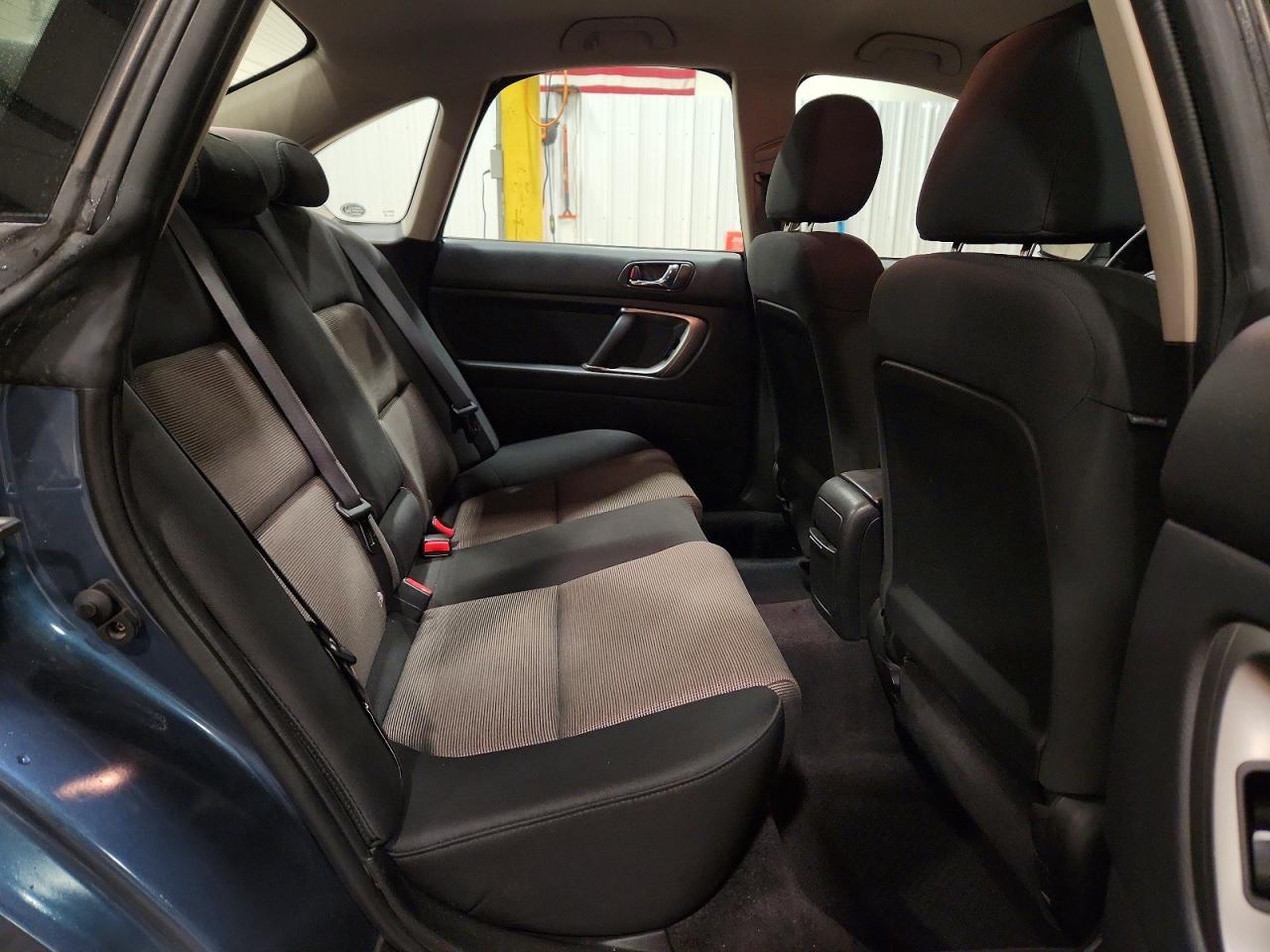 2005 SUBARU LEGACY 2.5I photo 28