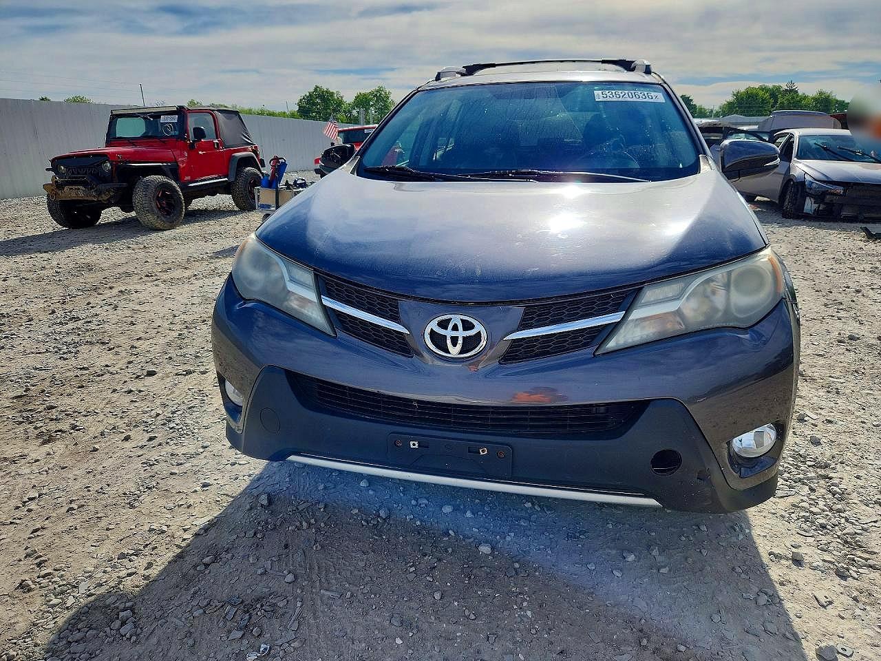 2015 TOYOTA RAV4 LIMITED photo 9