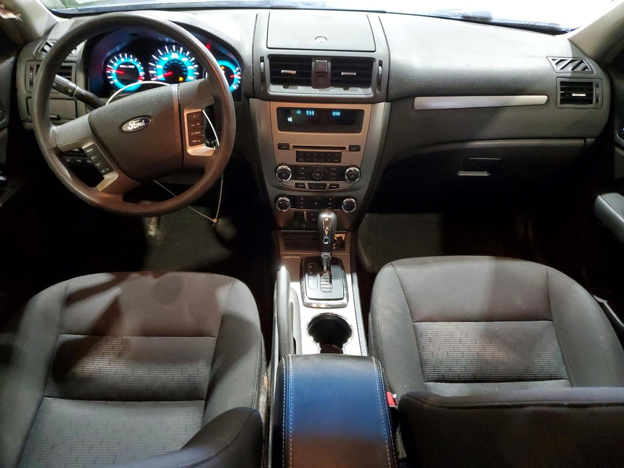 2010 FORD FUSION SE photo 8
