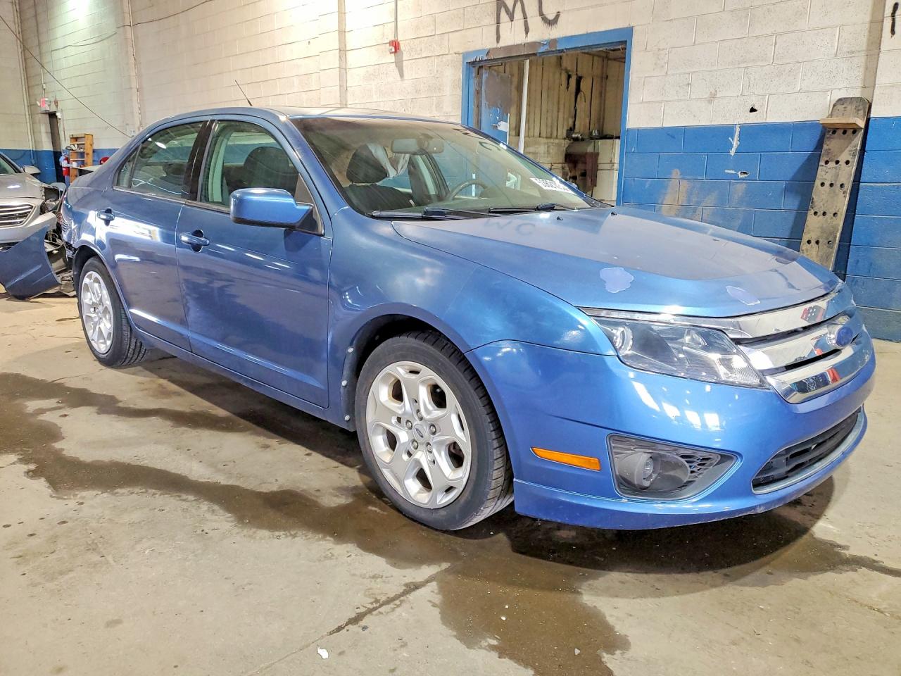 2010 FORD FUSION SE photo 4