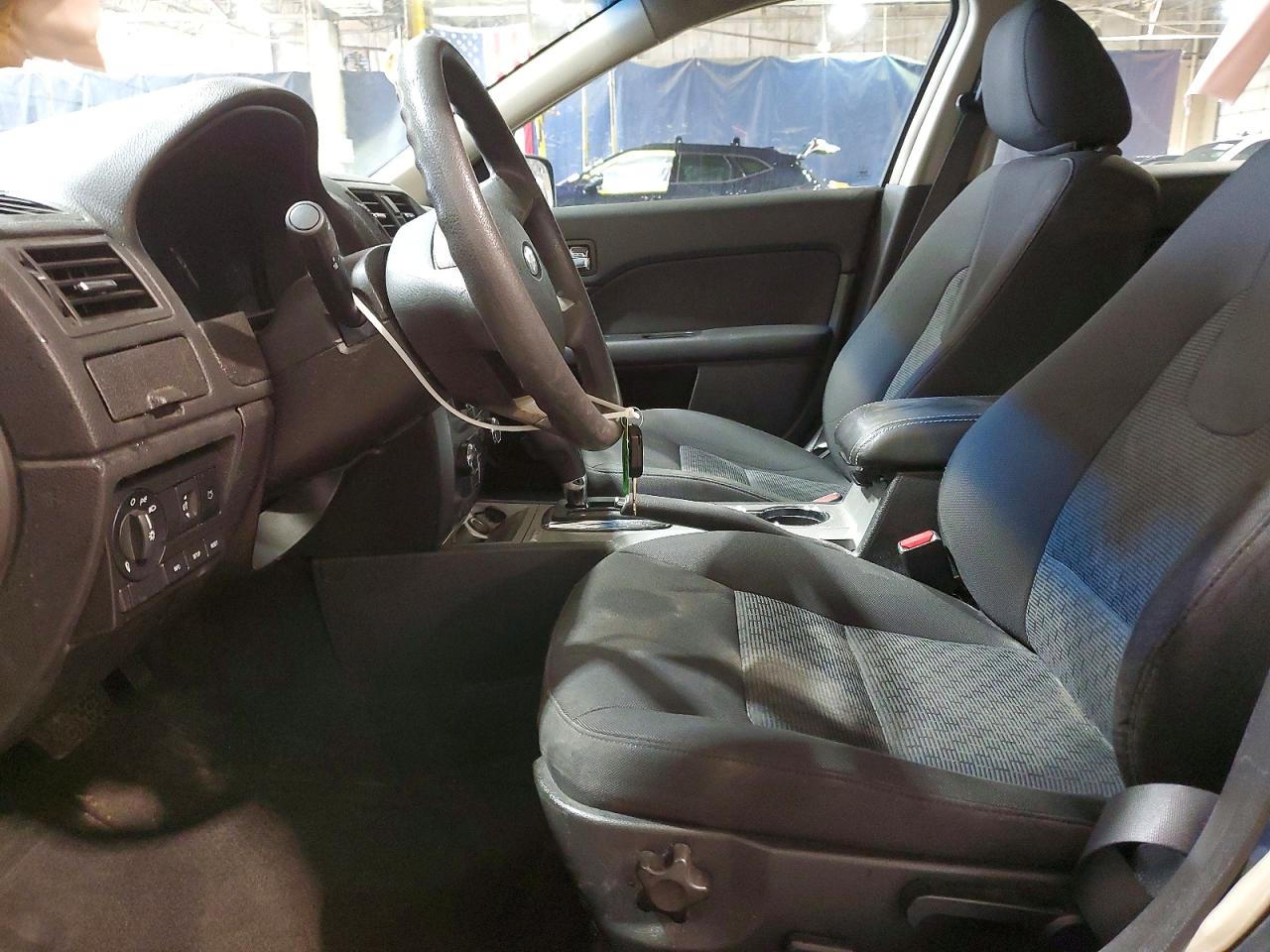 2010 FORD FUSION SE photo 7