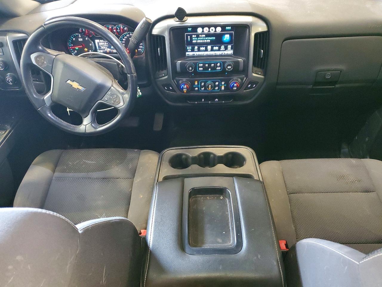 2016 CHEVROLET SILVERADO K1500 LT photo 8