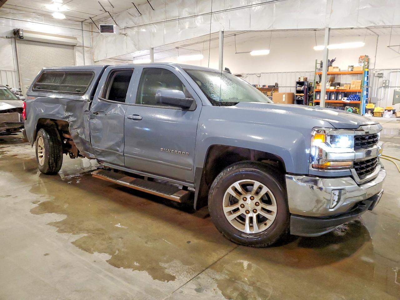 2016 CHEVROLET SILVERADO K1500 LT photo 4