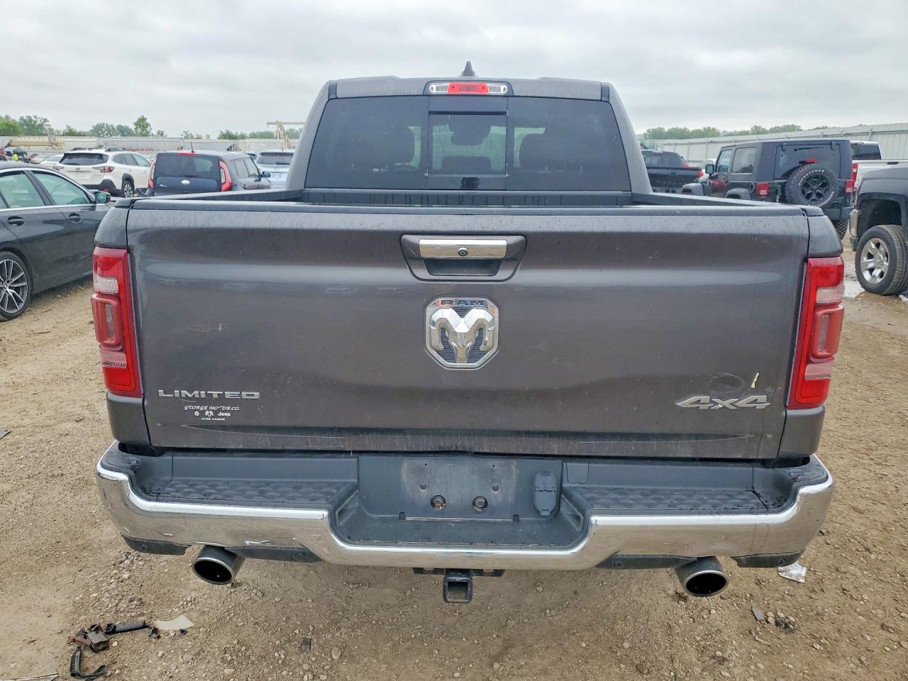 2019 RAM 1500 LIMITED photo 11
