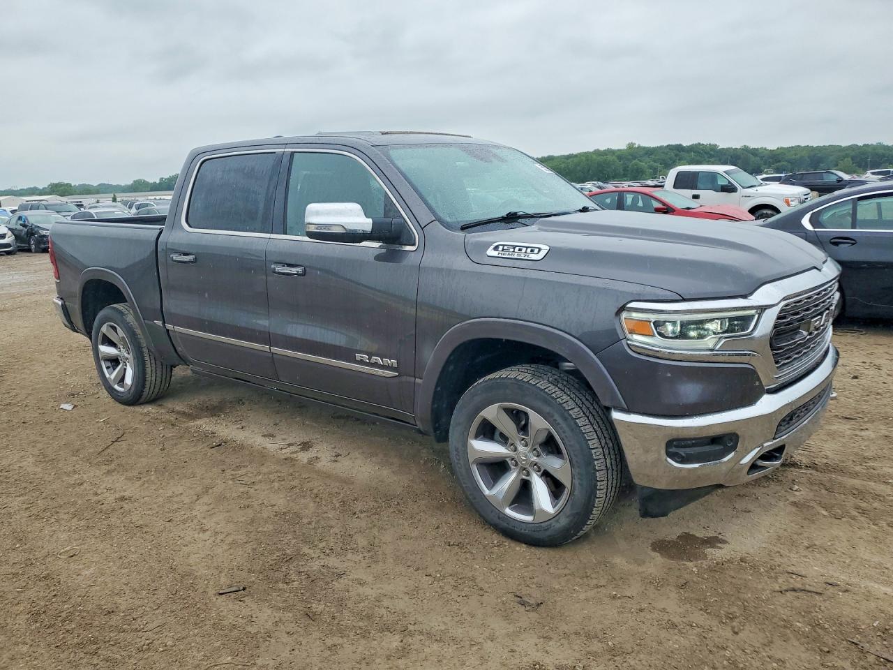 2019 RAM 1500 LIMITED photo 7