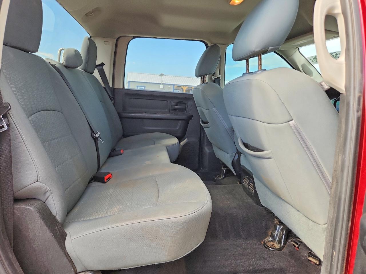 2013 RAM 1500 ST photo 28