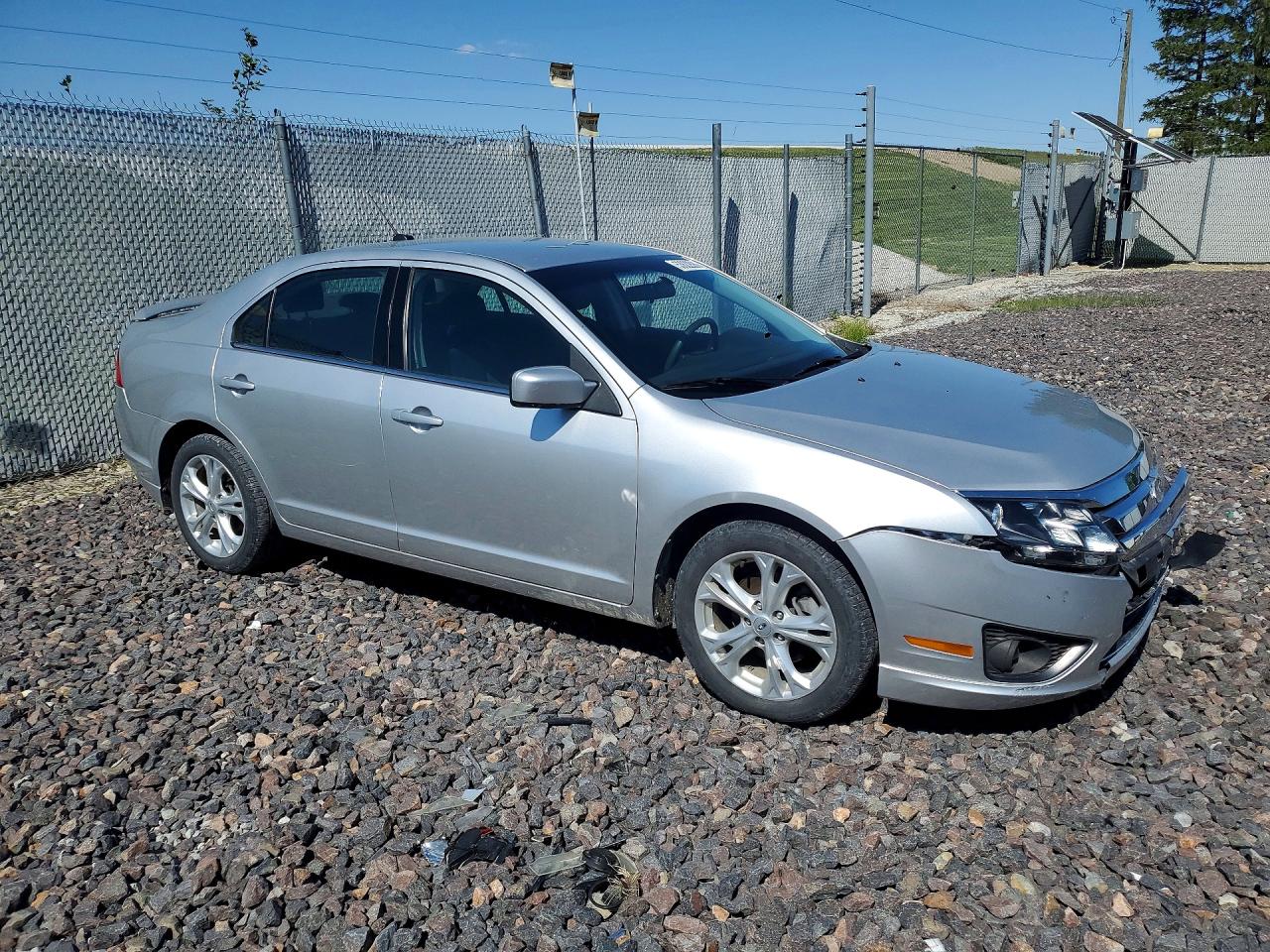 2012 FORD FUSION SE photo 4