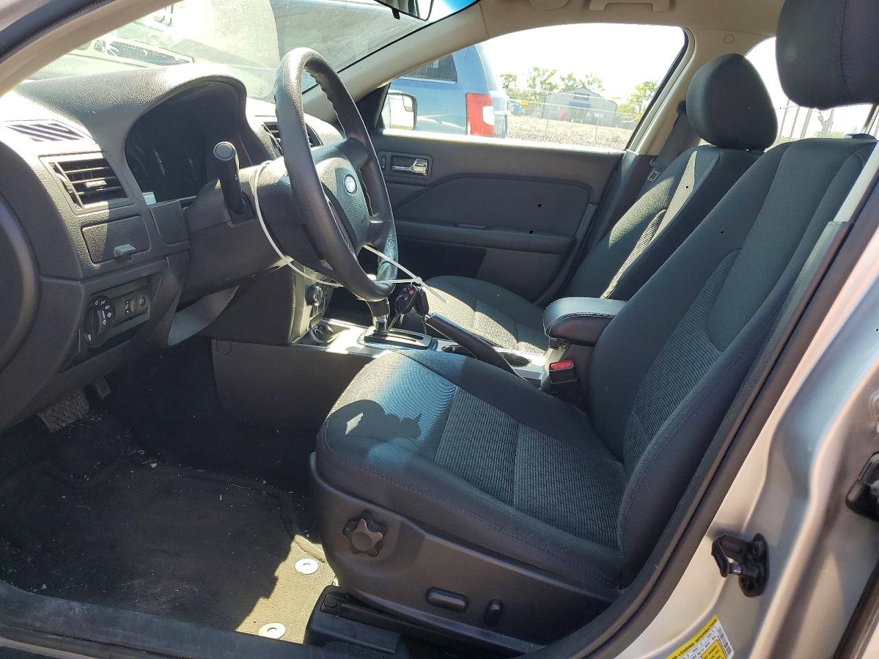 2012 FORD FUSION SE photo 7