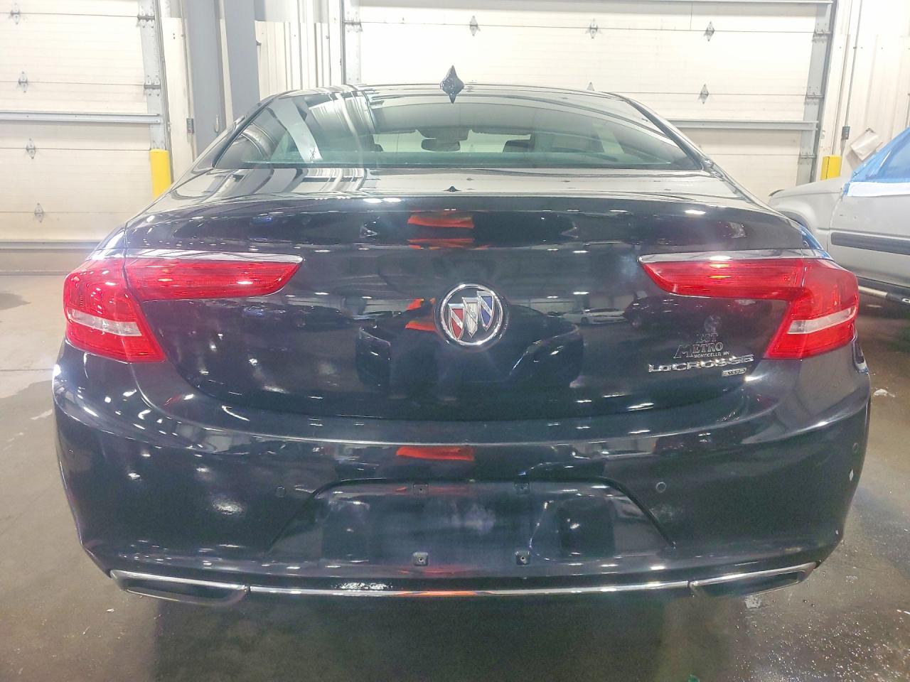 2019 BUICK LACROSSE AVENIR photo 16
