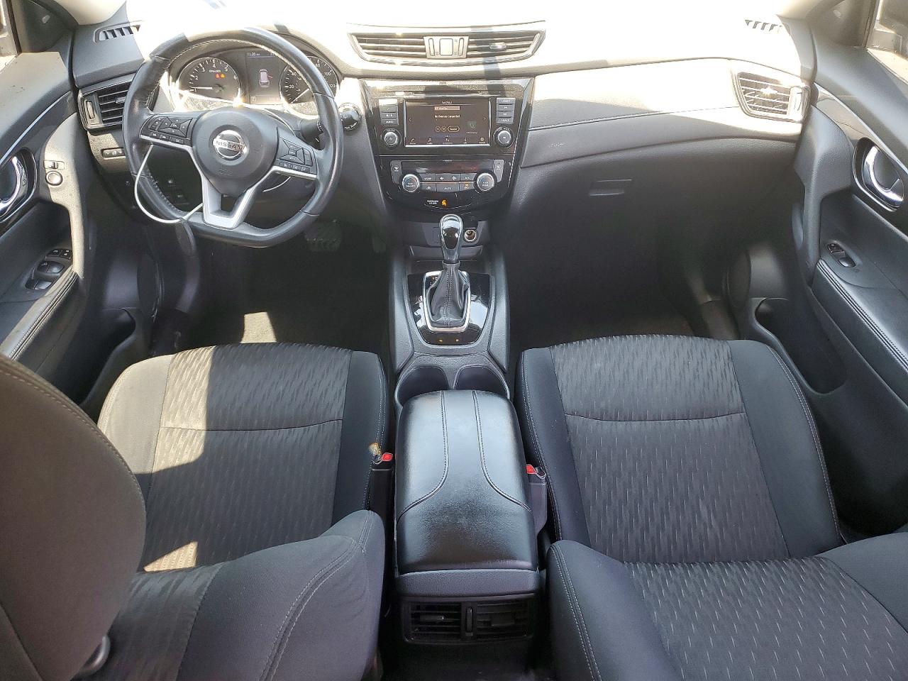 2018 NISSAN ROGUE SV photo 15