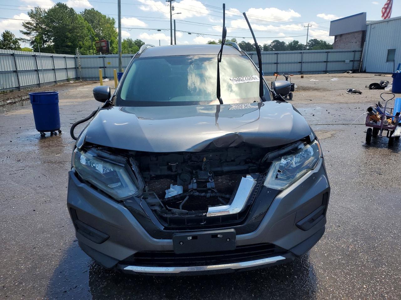 2018 NISSAN ROGUE SV photo 9