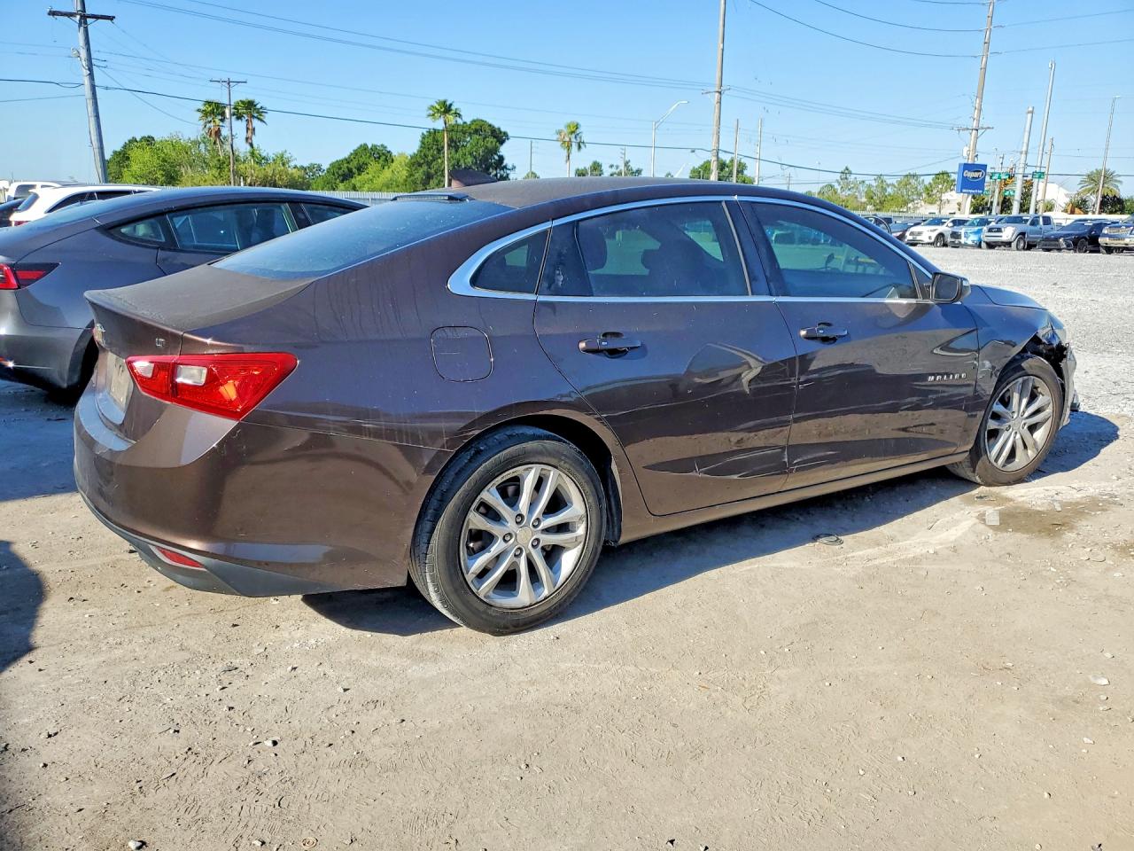 2016 CHEVROLET MALIBU LT photo 5