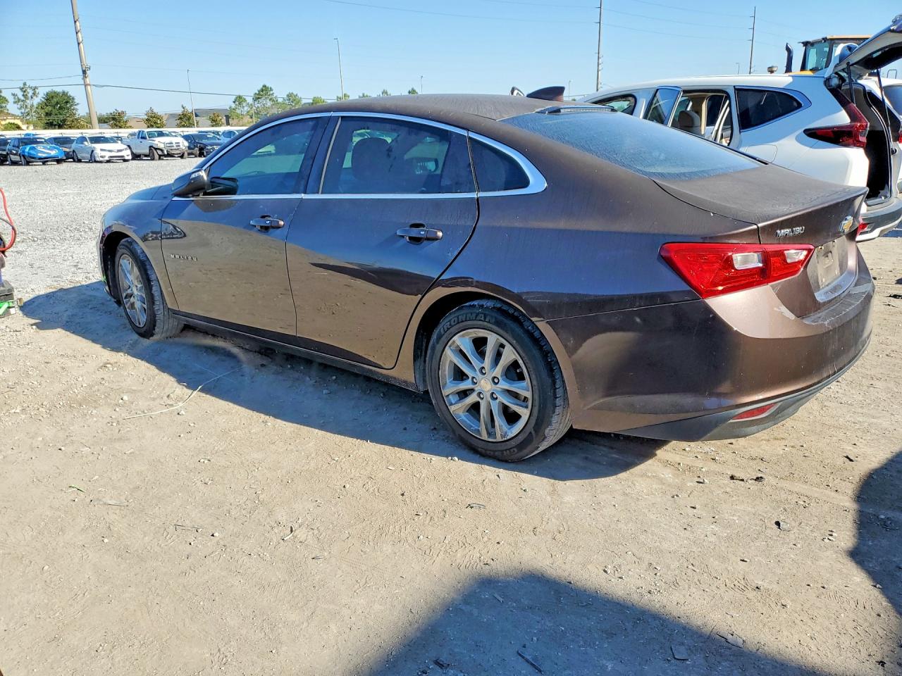 2016 CHEVROLET MALIBU LT photo 3