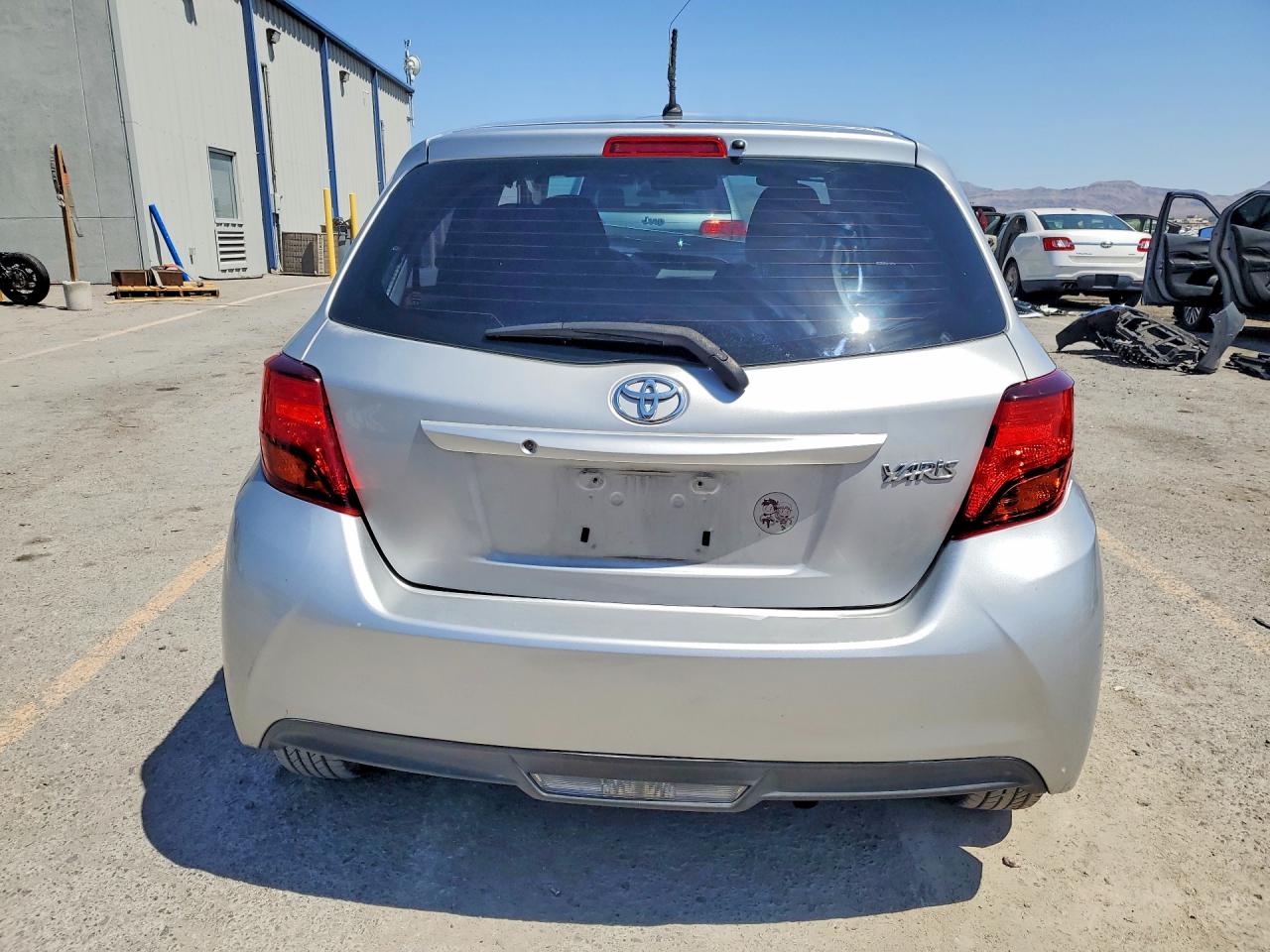 2017 TOYOTA YARIS 5-DOOR L FLEET photo 16