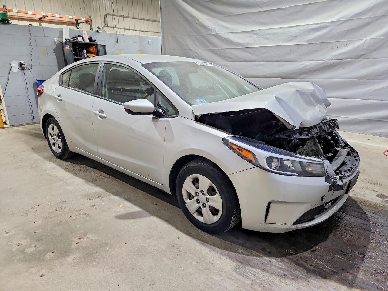 2018 KIA FORTE LX photo 4