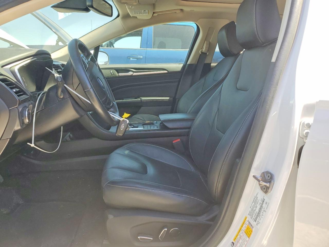 2020 FORD FUSION TITANIUM photo 13