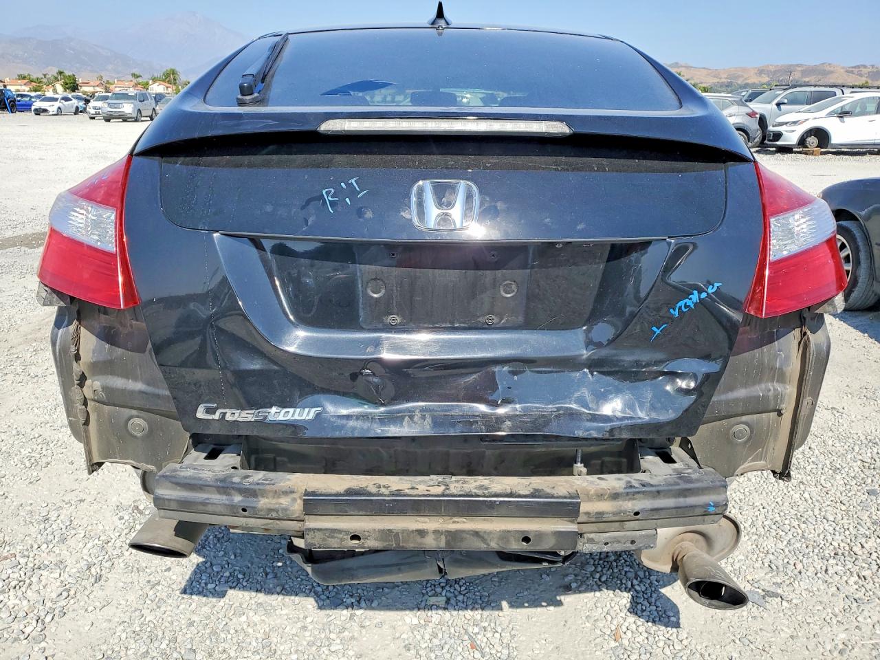 2014 HONDA CROSSTOUR EX photo 16