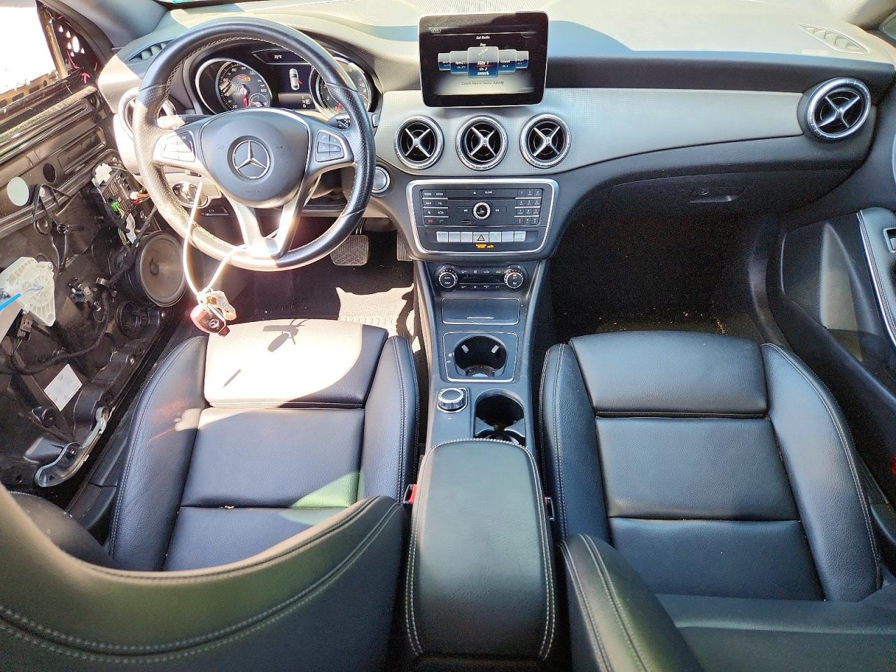2018 MERCEDES-BENZ CLA 250 photo 22