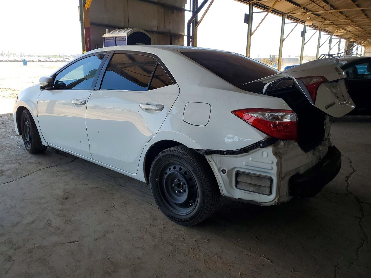 2014 TOYOTA COROLLA S photo 2