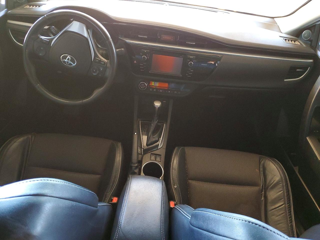 2014 TOYOTA COROLLA S photo 8