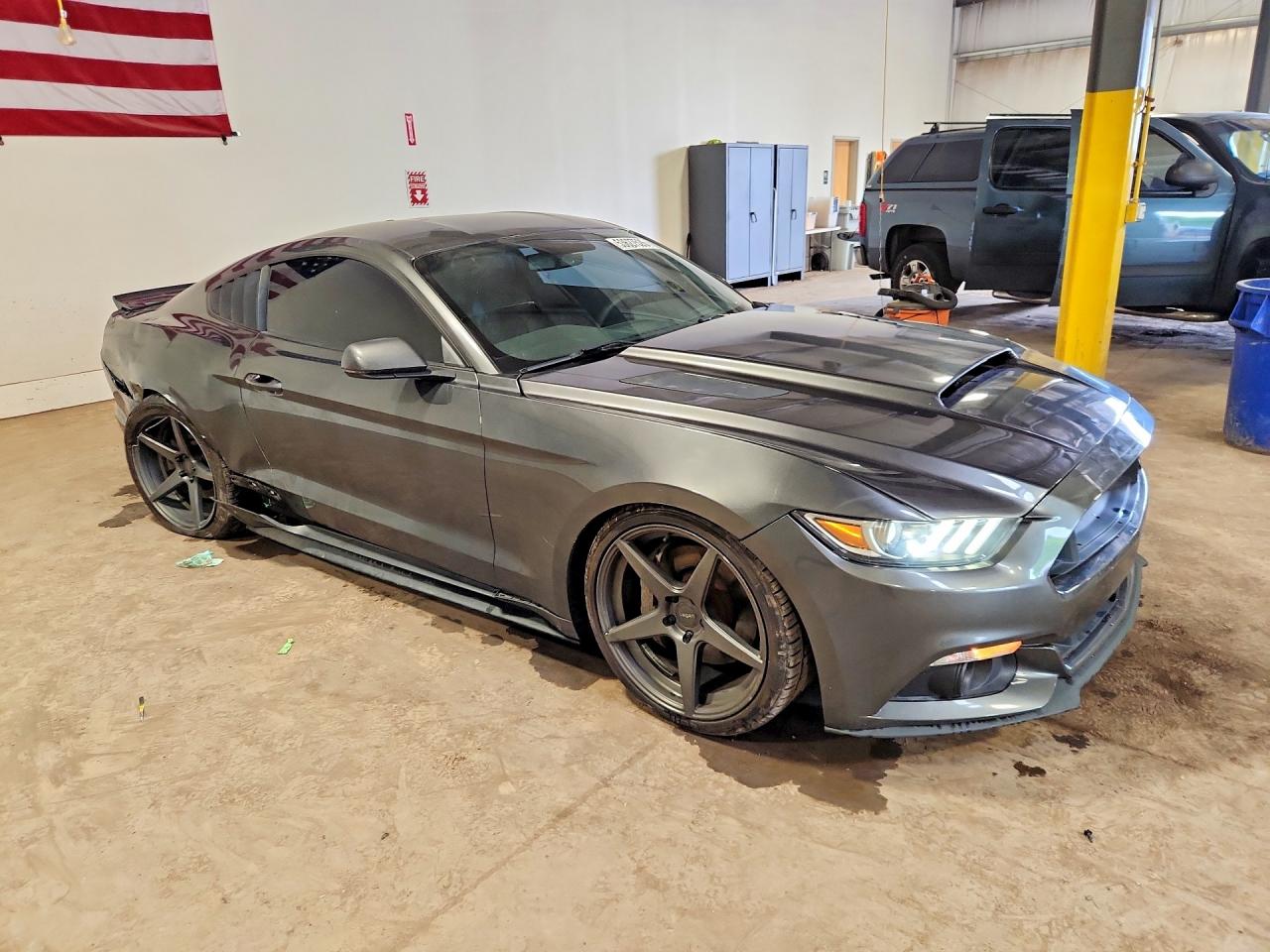 2016 FORD MUSTANG photo 7