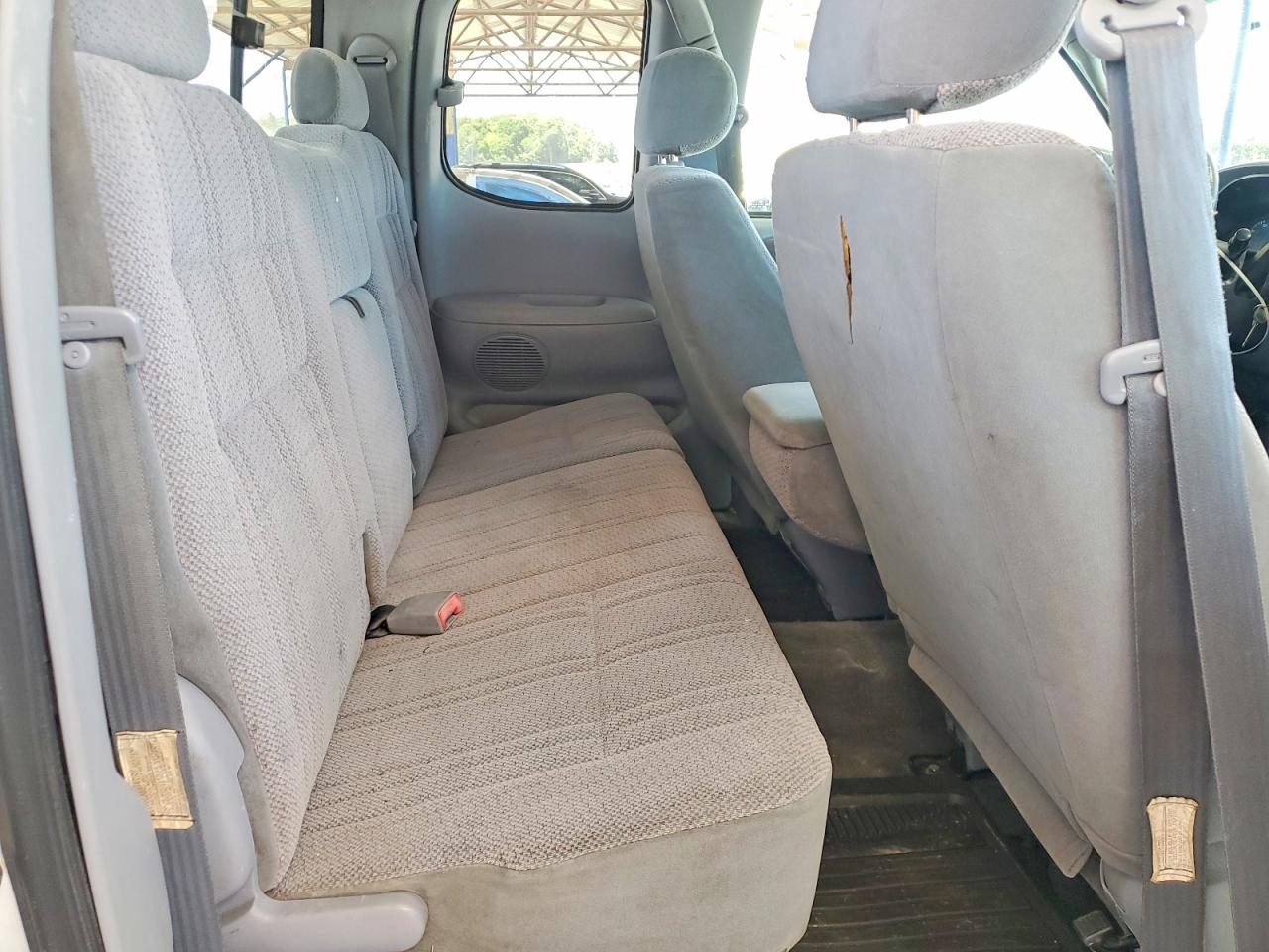2001 TOYOTA TUNDRA SR5 photo 28