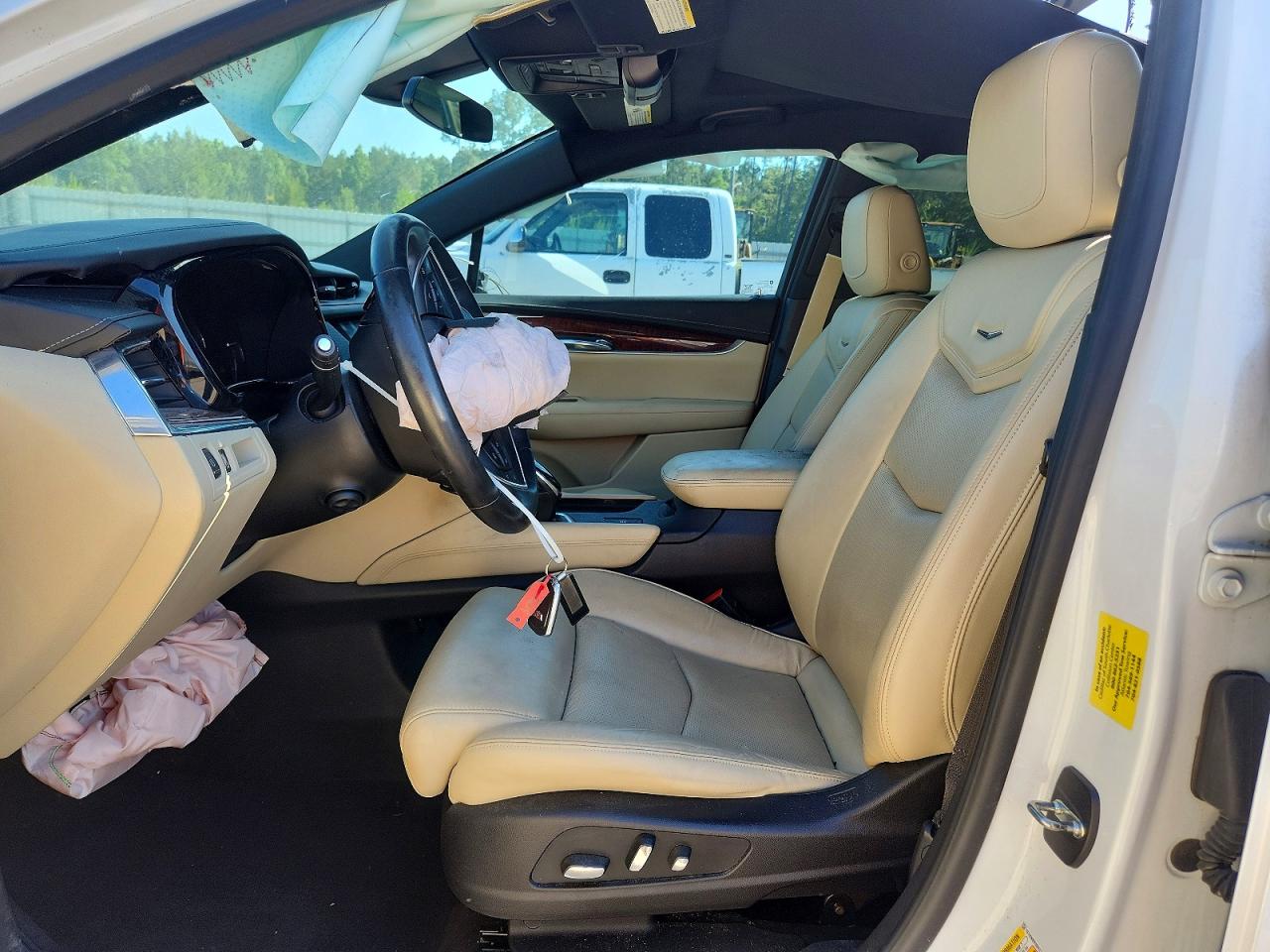 2017 CADILLAC XT5 LUXURY photo 13