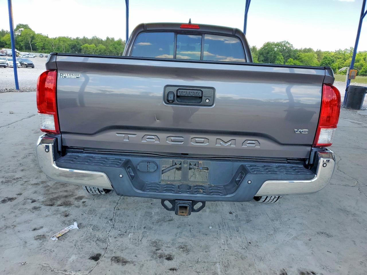 2017 TOYOTA TACOMA SR5 V6 photo 6