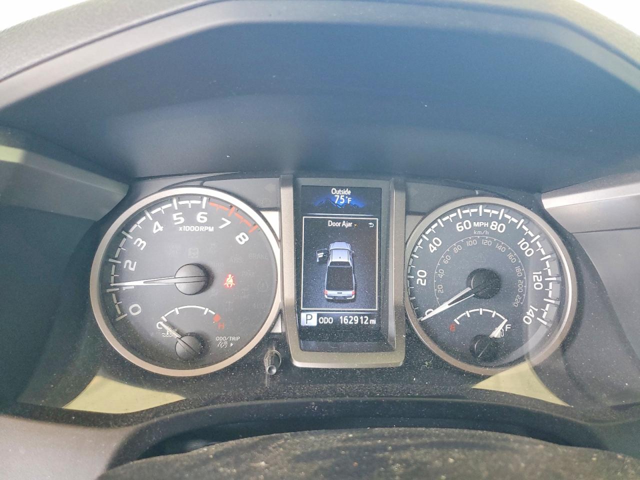 2017 TOYOTA TACOMA SR5 V6 photo 9