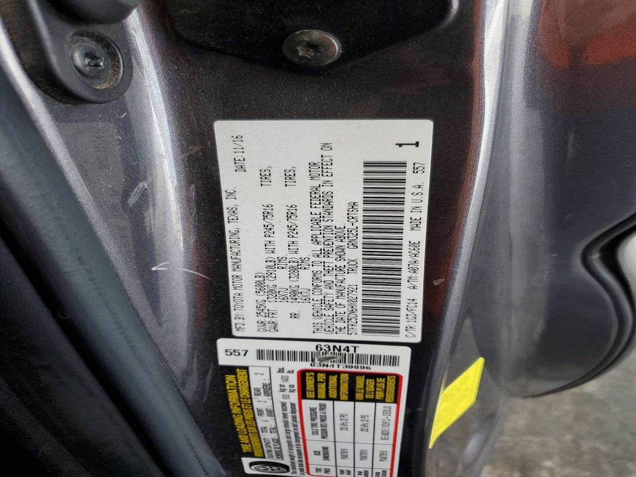 2017 TOYOTA TACOMA SR5 V6 photo 12